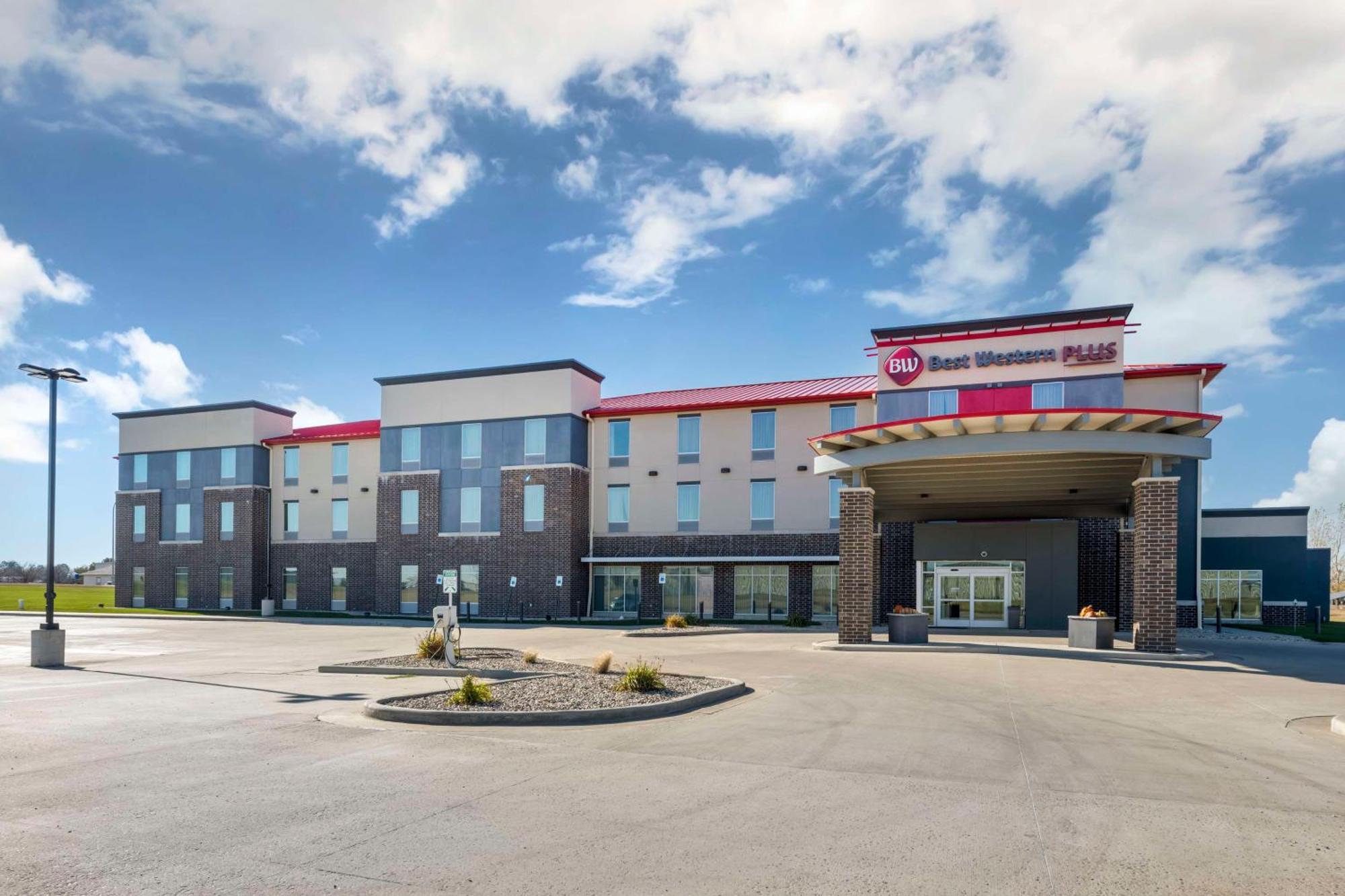 Best Western Plus Lakeview Hotel Madison Eksteriør billede