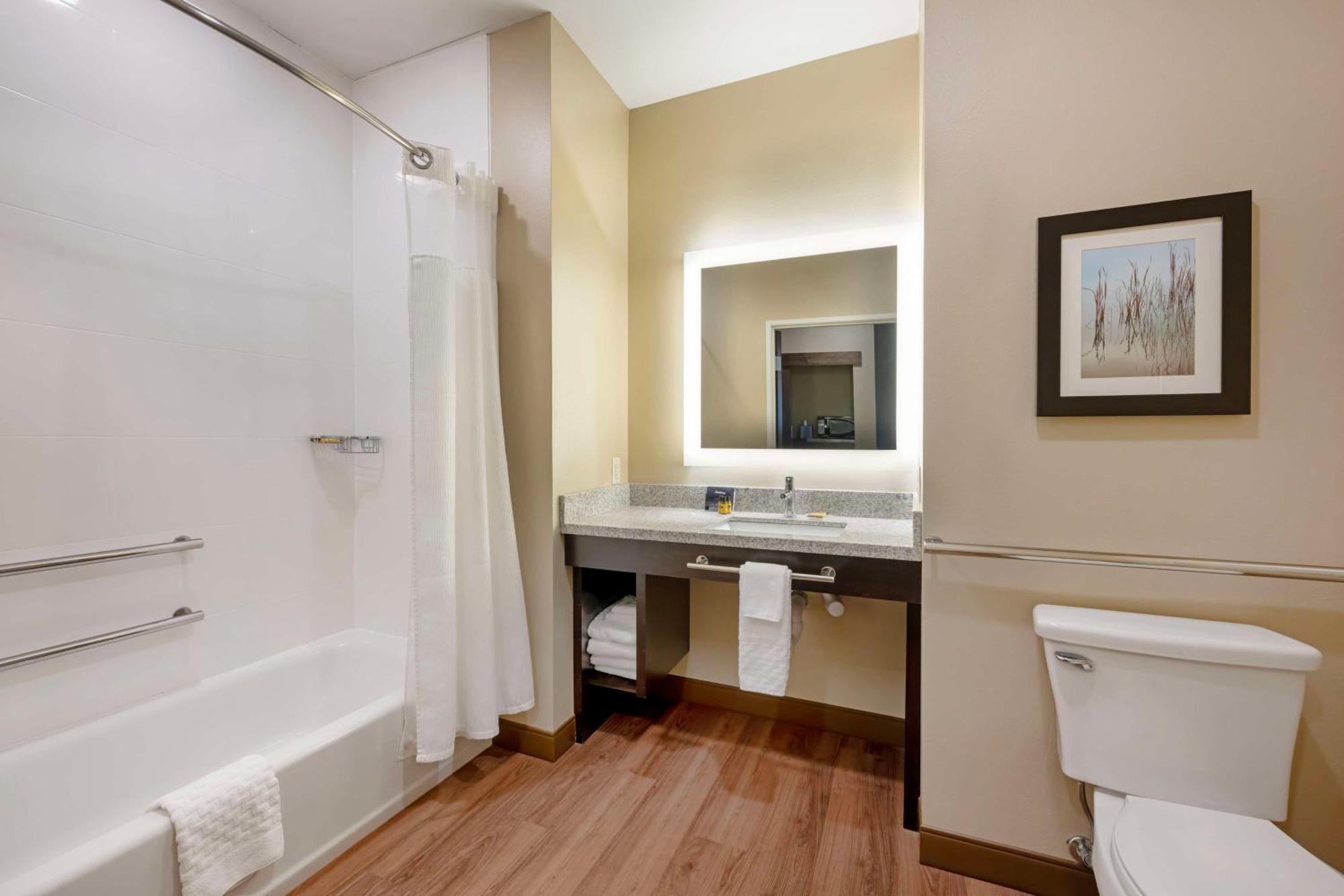 Best Western Plus Lakeview Hotel Madison Eksteriør billede